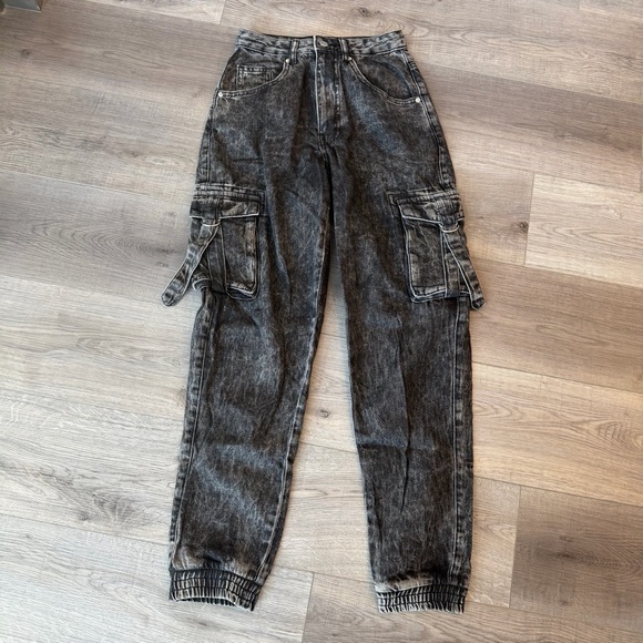 Garage Denim - Garage Women’s Black Acid Wash Cargo Denim Jean Jogger size 23